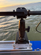 Load image into Gallery viewer, 3&quot; Track Mount for Summit Stabilizer Plate