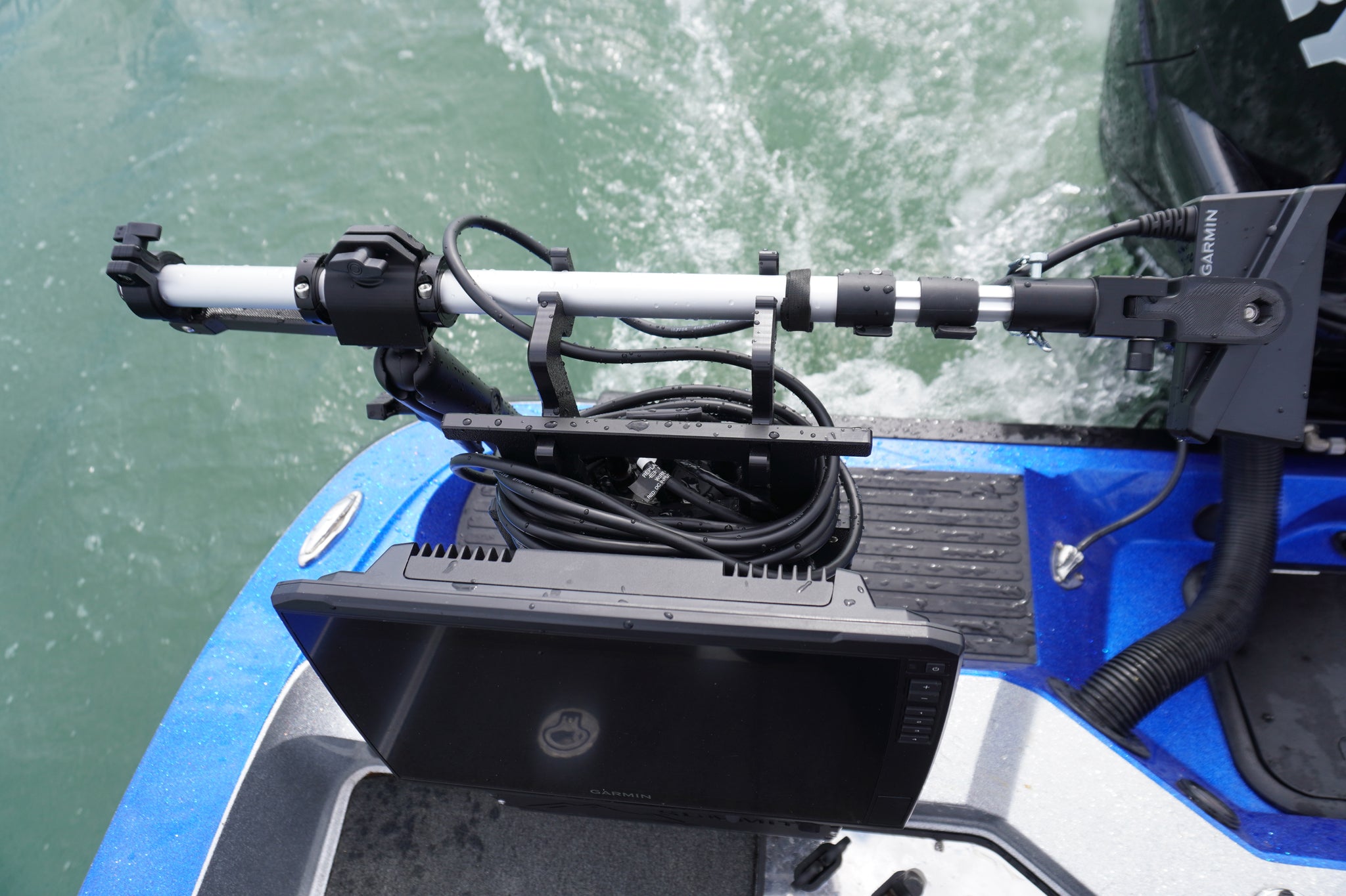 Garmin Livescope Electronics Package Preassembled Shuttle – Summit Fishing  Equipment
